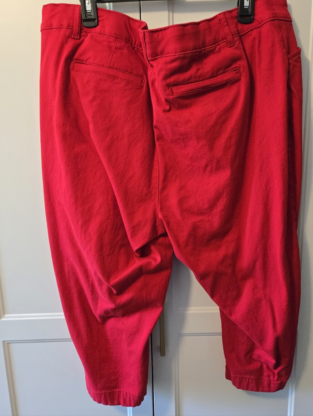 Women's Red Capri Pants Size 20W Plus - Picture 4 of 4